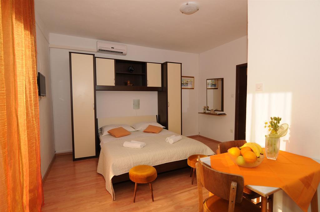 Apartments Katica Makarska Exterior foto